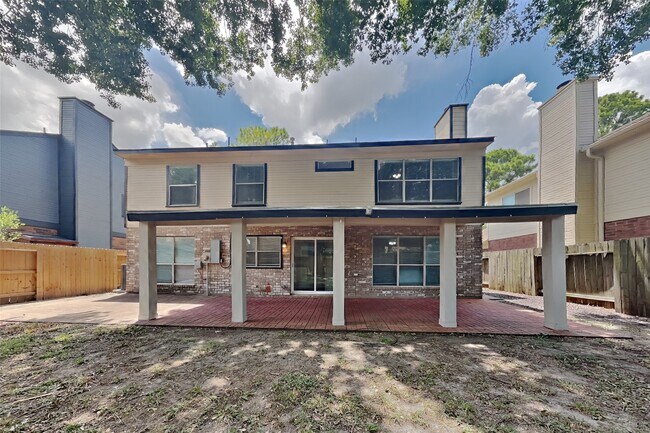 Building Photo - 9530 Cabin Creek Dr