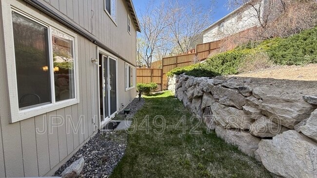 Building Photo - 6389 Bentley Ct