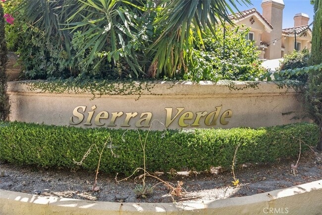 Building Photo - 41 Alondra