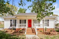 Building Photo - 2509 Scott St