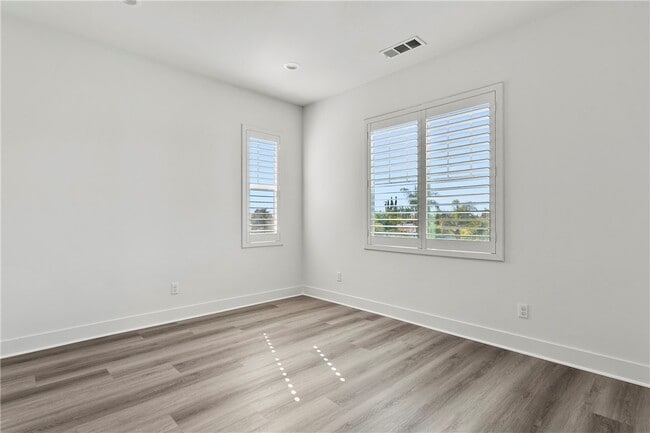 Building Photo - 202 W Tribella Ct