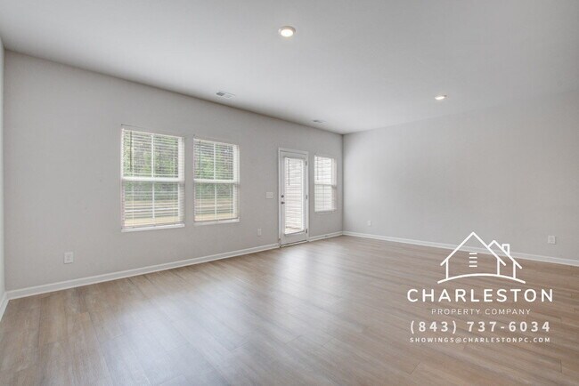 Building Photo - 4105 Quincy Adams Ln