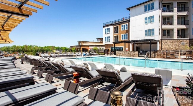 Building Photo - 6408 Providence Farm Ln