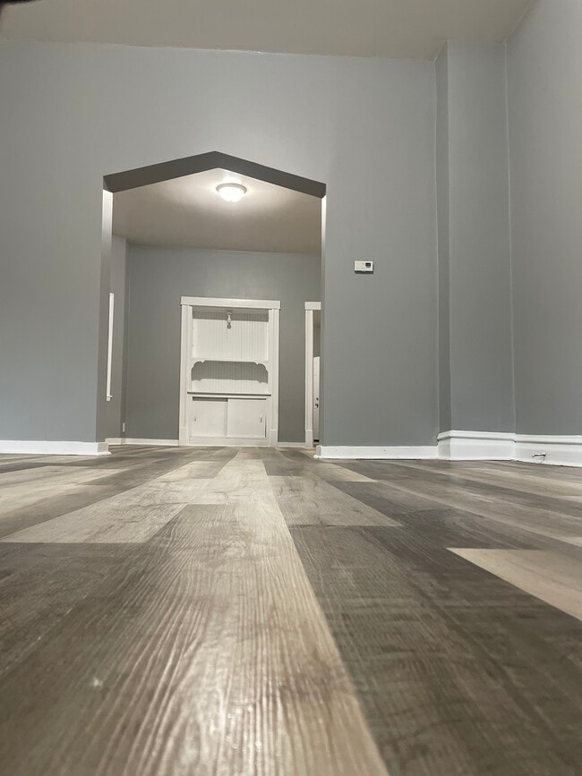 Building Photo - 107 W 118th St