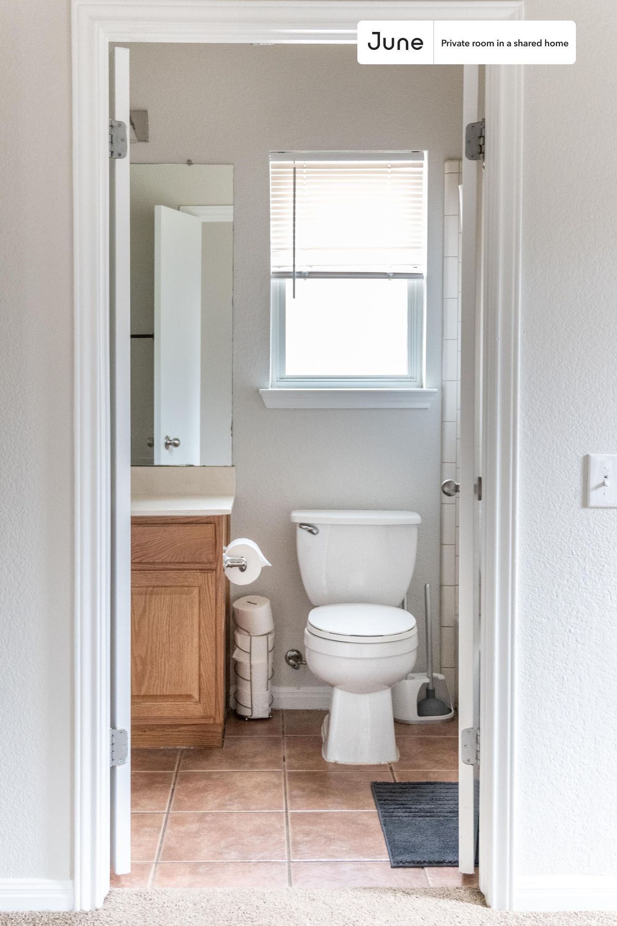Building Photo - Room in Shared 5 bed/2 bath home