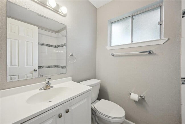 Building Photo - 23947 Pepperrell Pl St