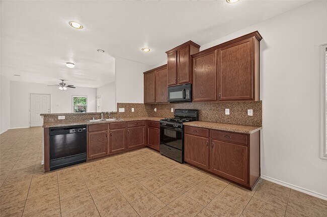 Building Photo - 22023 Westerpine Ln