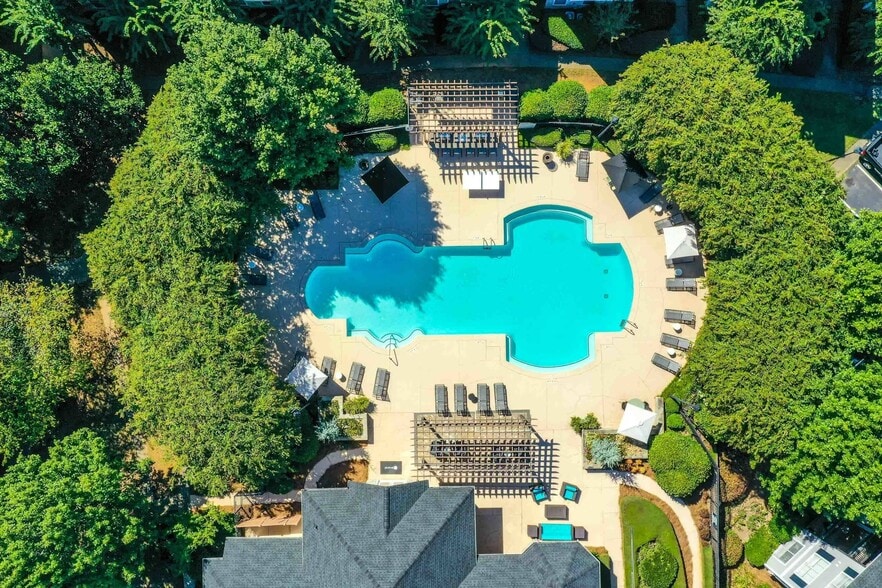 Building Photo - Avana Ridenour