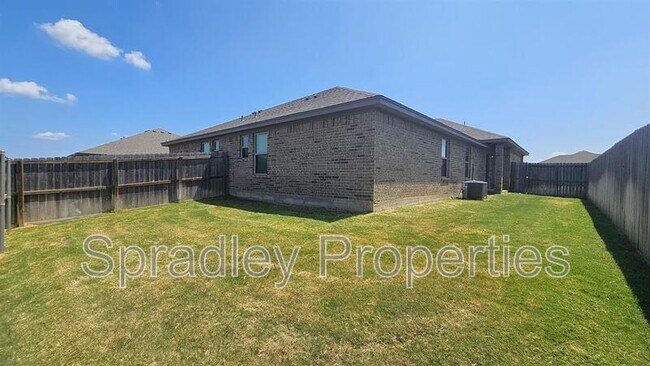 Building Photo - 202 Sparrow Cove