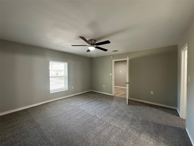 Building Photo - 4802 Hannas Reef Dr