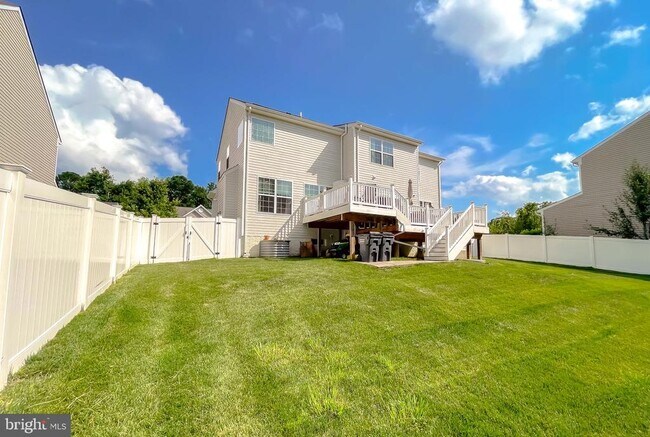 Building Photo - 46834 Jillian Grace Ct
