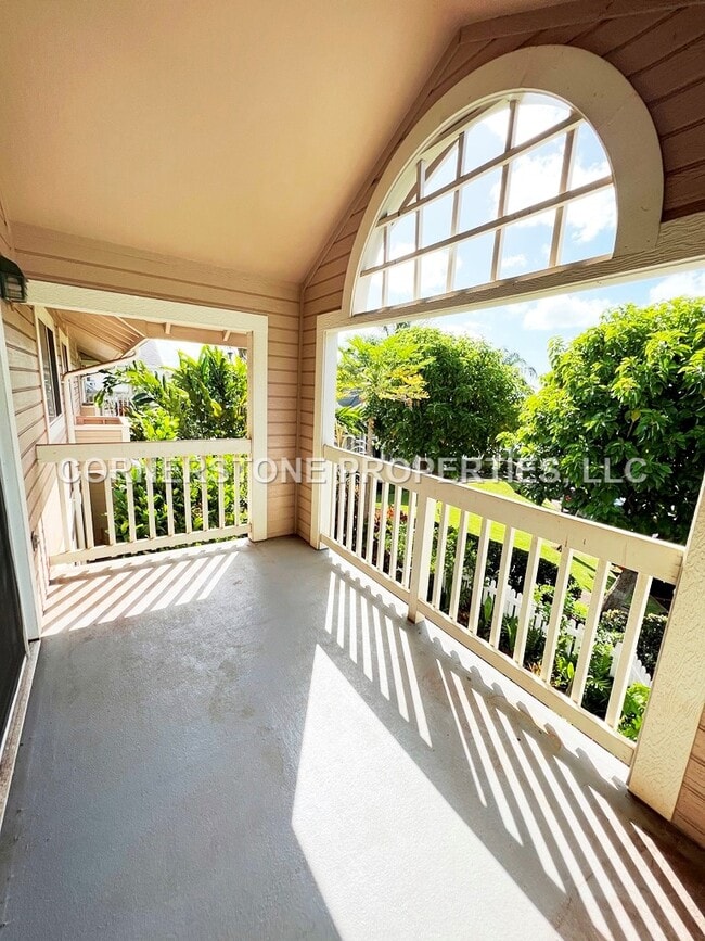 Building Photo - 94-638-533 Lumiaina St
