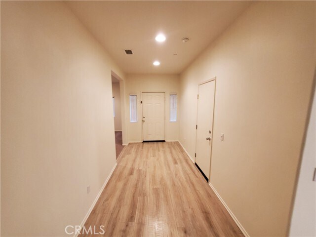 Building Photo - 35349 Mickelson Dr