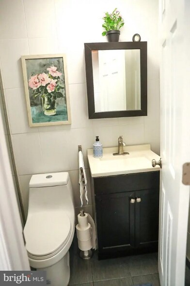 Building Photo - 2809 Beckon Dr