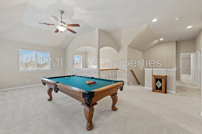 Building Photo - 1624 Medina Ln