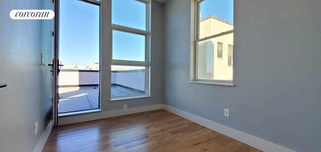 Building Photo - 1409 Bryant Ave