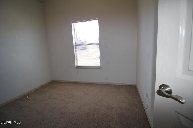 Building Photo - 14009 Robert Ituarte Dr