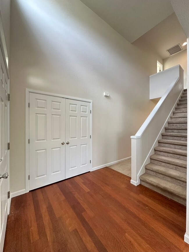 Building Photo - Sanders Mill Neighborhood 3 Bedroom, 2 Bat...