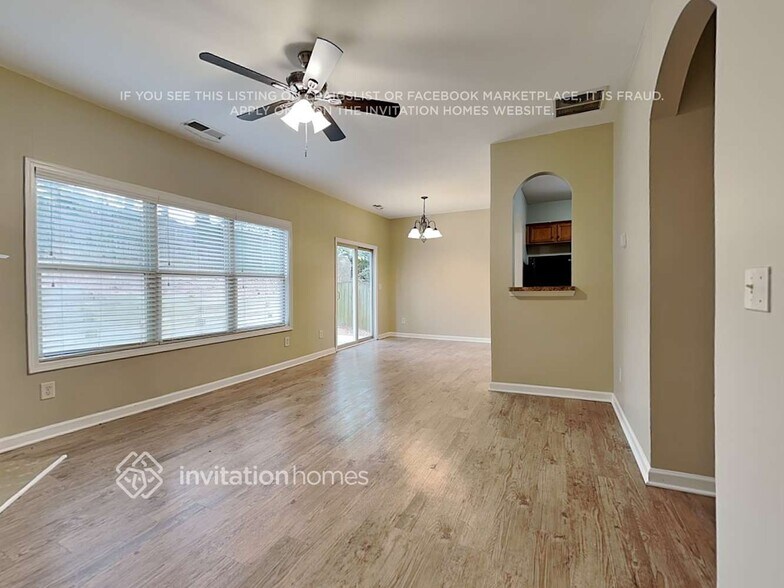 Building Photo - 225 Bethany Manor Ct
