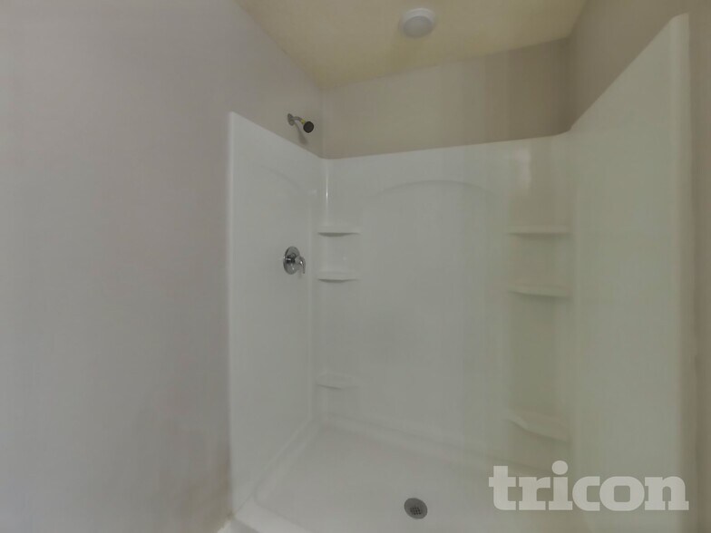 Building Photo - 2858 Buck Creek Pl