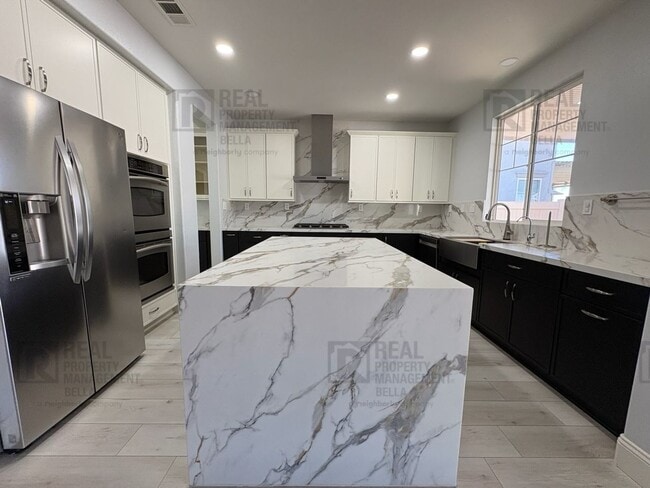 Building Photo - Murrieta Luxury Estate with Resort Pool, Designer Kitchen & Entertainer’s Backyard Retreat