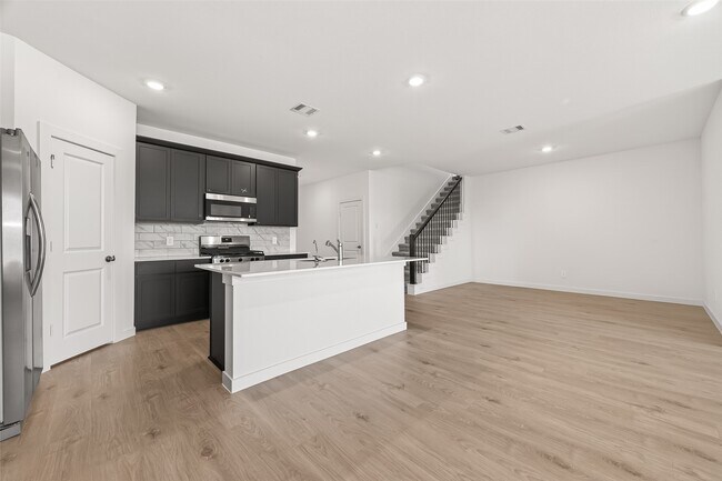 Building Photo - 4323 Camden