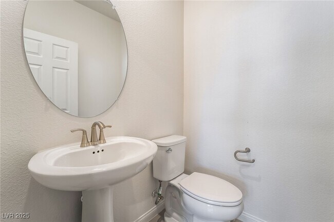 Building Photo - 4546 Swimming Minnow Ave