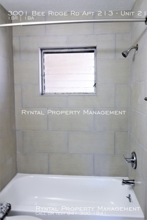 Building Photo - 3001 BEE RIDGE Rd