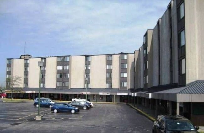 Building Photo - 1400 Millersport Hwy
