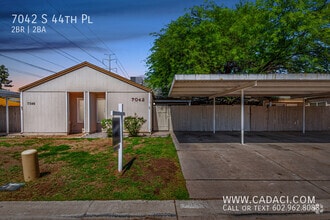 Building Photo - 7042 S 44th Pl