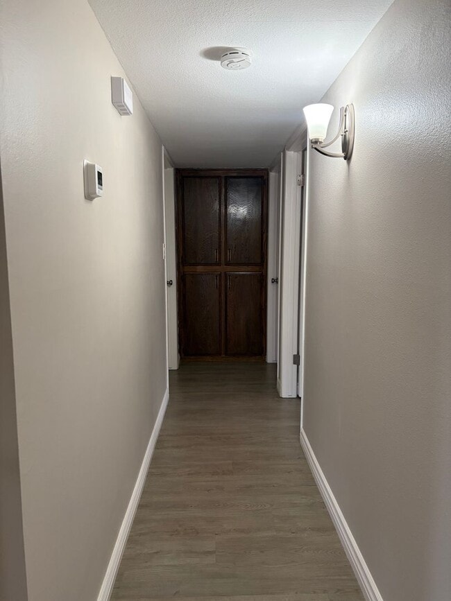 Building Photo - 4301 Skye Dr