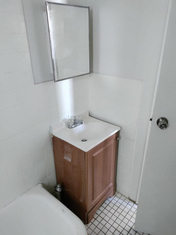 Building Photo - 1250 Morrison Ave