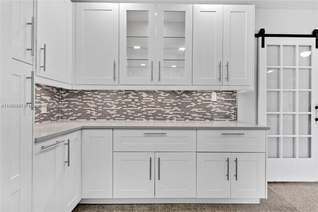 Building Photo - 3 bedroom in North Miami FL 33162