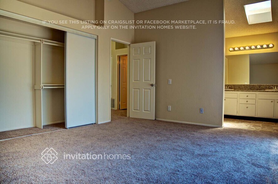 Building Photo - 25077 Morning Dove Way