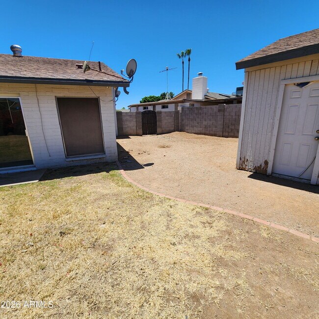 Building Photo - 3510 W Andorra Dr