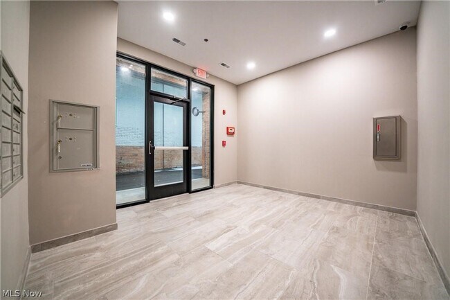 Building Photo - 3800 Euclid Ave