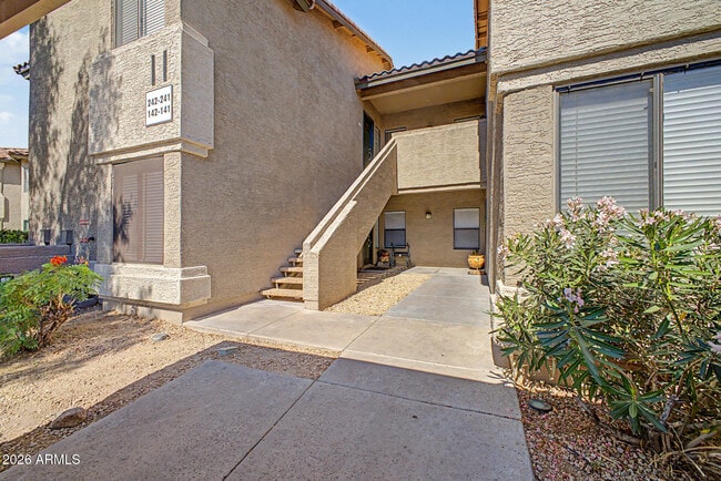 Building Photo - 9600 N 96th St