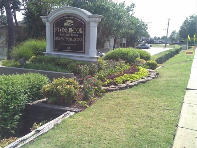 Building Photo - Stonebrook Apartments