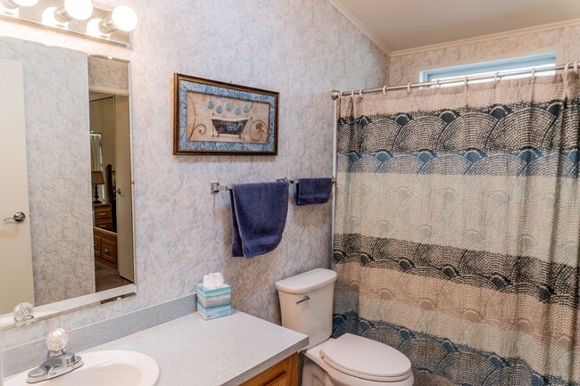 Building Photo - Cozy & Bright Manufactured Home in Fortuna Foothills – Furnished or Unfurnished!