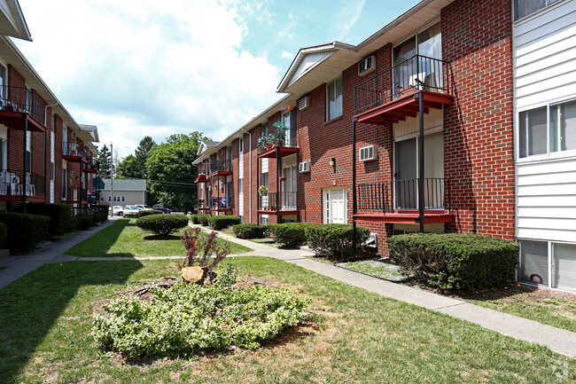 Camillus Villager Apartments - 4460 Milton Ave Camillus NY 13031 ...