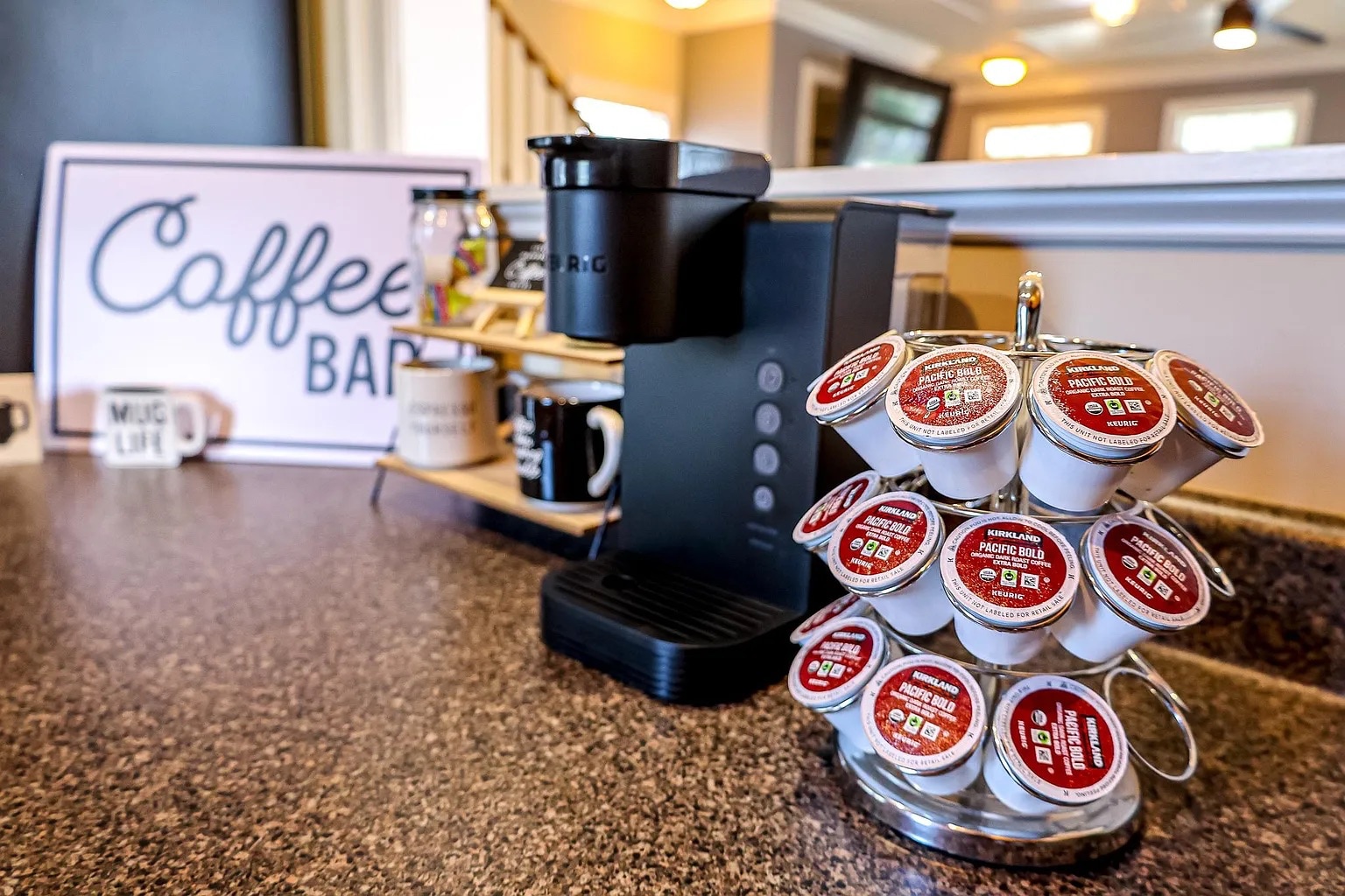 Building Photo - Room in House on ACC Blvd