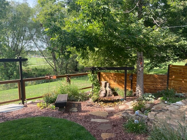 Building Photo - 1817 Tyler Ave