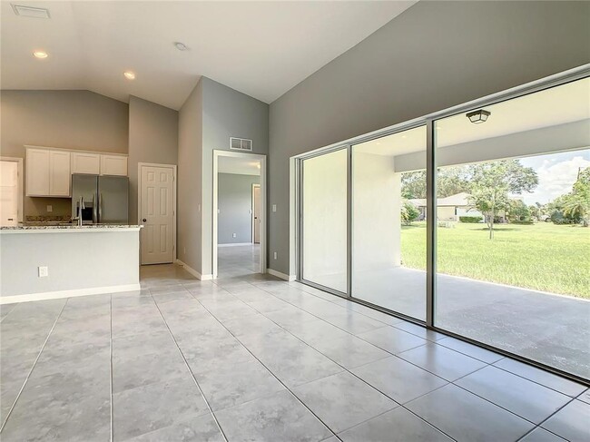 Building Photo - 27307 Tierra Del Fuego Cir