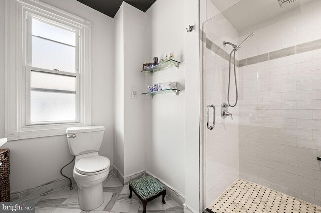 Building Photo - 217 Wayne Ave