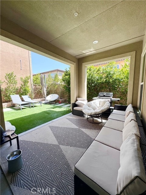 Building Photo - 20816 Pine Cone Cir