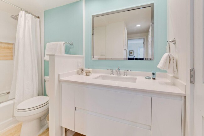 Building Photo - 1080 Wisconsin Ave NW