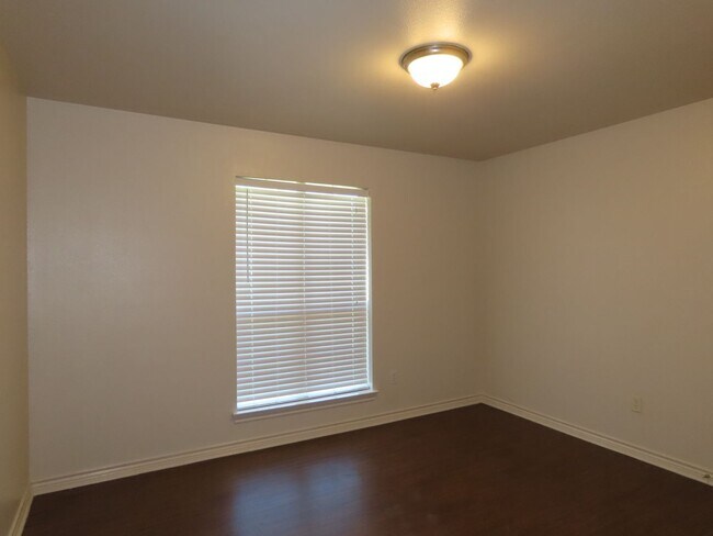 Building Photo - 15494 FM 849