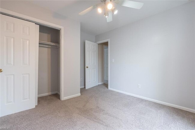 Building Photo - 420 Rennie Ct