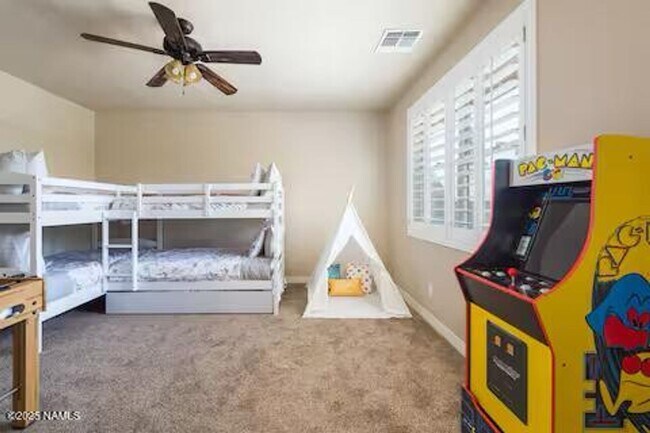 Building Photo - Elegant Presidio in the Pines Home! 5 Bed, 2.5 Bath + 2 Car Gar. & A/C! Students & Small Pets OK!...