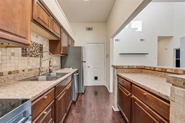 Building Photo - 2705 Keller Springs Ct